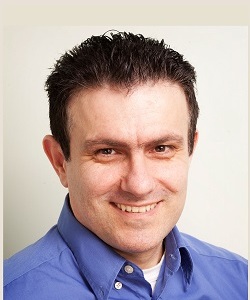 Dennis Douroumis