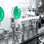 Vial-filling-under-isolator-conditions