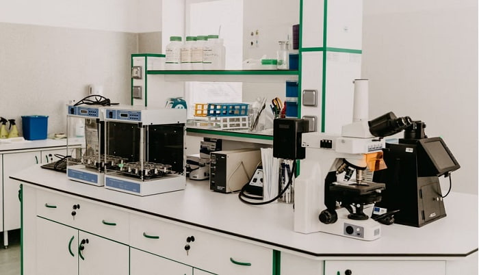 6 Factors to Consider When Buying Lab Equipment | World Pharma Today